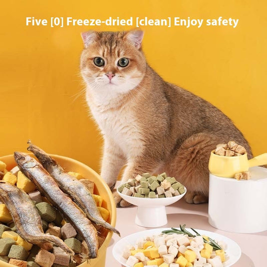 Pet Freeze-Dried Snacks – Egg Yolk & Chicken, Grain-Free Treats for Dogs & Cats