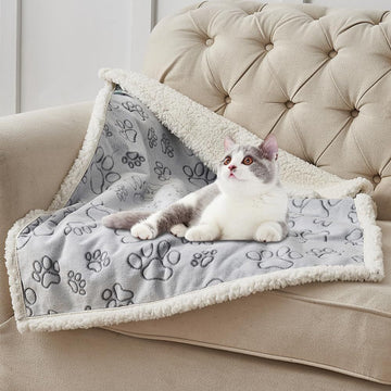 Pet Waterproof Blanket – Durable Dog & Cat Blanket for Home & Travel