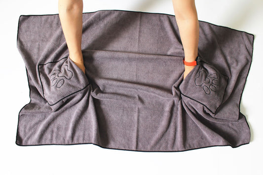 Microfiber Pet Towel – Super Absorbent Bath Towel for Dogs & Cats